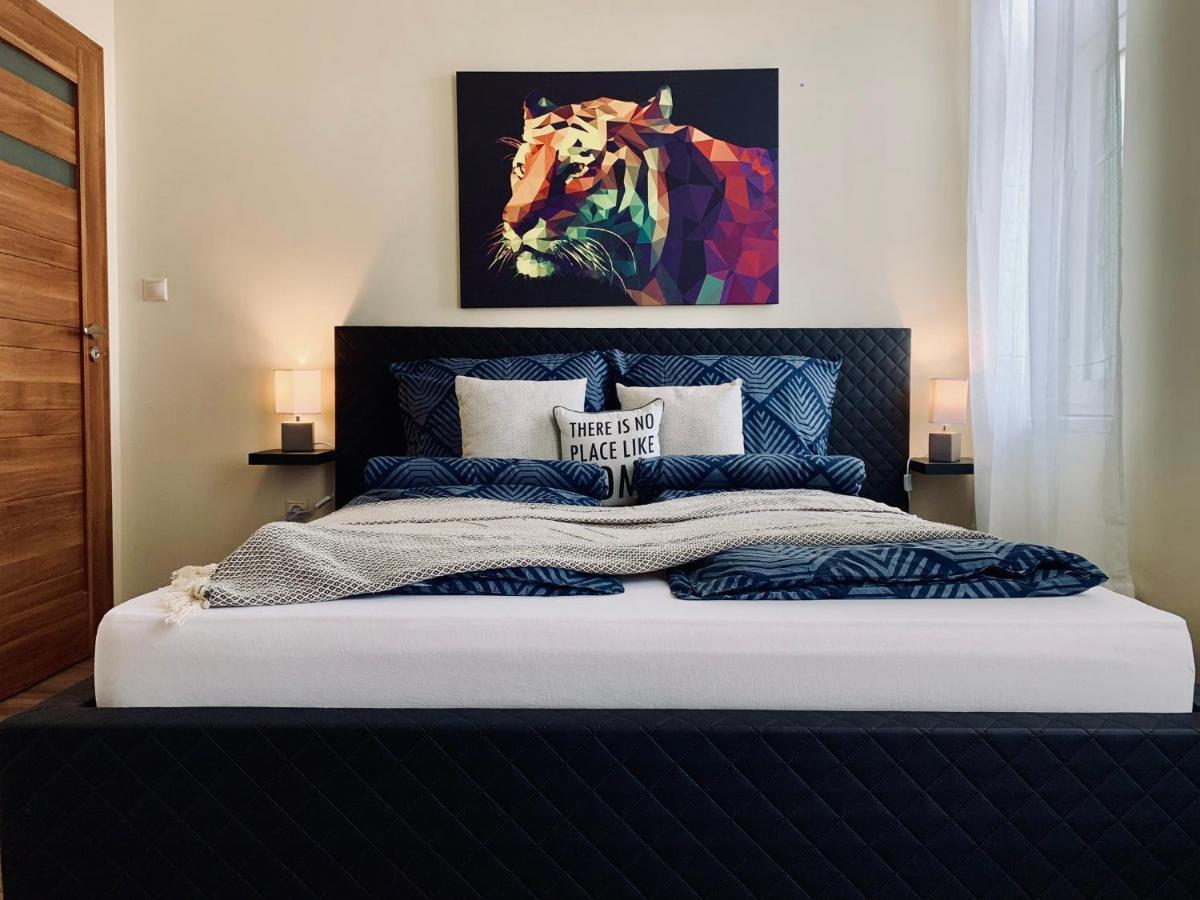 A Vendeghaz Hotel Мисколк Екстериор снимка